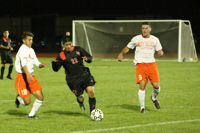 Men’s soccer to face Taft College in playoffs