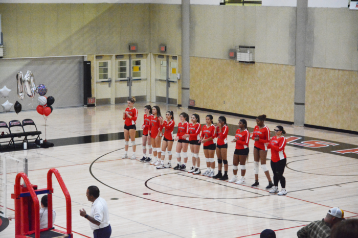 Women's volleyball finishes off a difficult season 